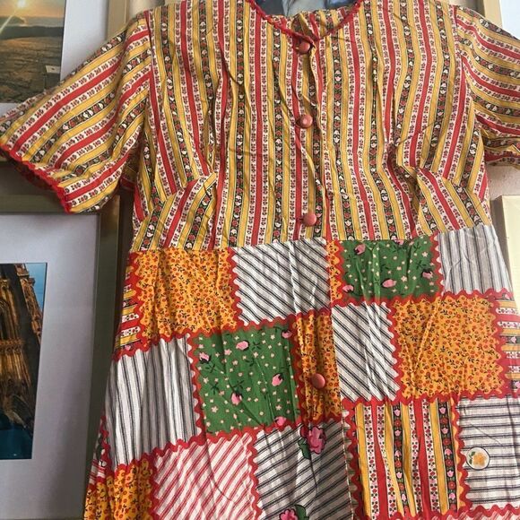 Vintage 60’s 70’s patchwork style cotton dress - Picture 2 of 5
